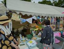 つきがた夏まつり出店の様子の画像