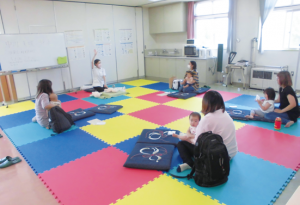 子育てサロン開催の様子の画像